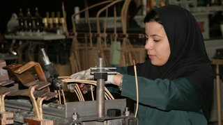 سهم ناچیز زنان از اشتغال؛ بازاری که جایی به زنان نداد