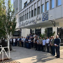 تجمع داروسازان  آذربایجان شرقی در اعتراض به تأخیر در پرداخت مطالبات داروخانه‌ها