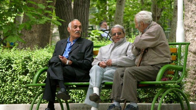 «سونامی سالمندی» در راه است؛ کمبود نیروی متخصص و تخت بیمارستانی