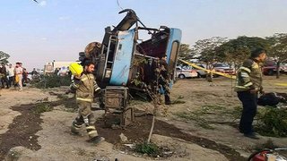 7 کشته در واژگونی  اتوبوس کارکنان گاز پارس جنوبی ؛ انتقال مجروحان به بندر کنگان