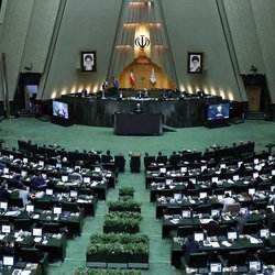 دولت لایحه مشاغل حساس را پس گرفت