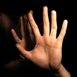 خشونت علیه زنان در طبقه متوسط