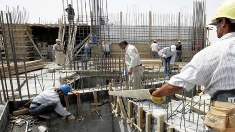 تمدید خودکار کارت مهارت کارگران ساختمانی تا پایان اردیبهشت ۱۴۰۵