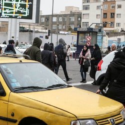 روایت تاکسیرانان از روزگار سخت؛ درآمد کم، هزینه‌های نجومی