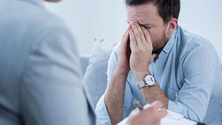 اختلال استرس پس از سانحه اختلالی مزمن است؛ ویژگی‌های آن چیست؟