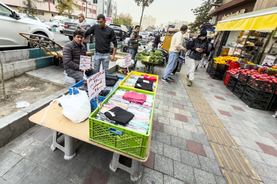 دستفروش بازار (1).JPG