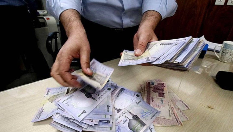 افزایش حقوق ۳۰ تا ۴۳ درصدی کارمندان دولت ابلاغ شد