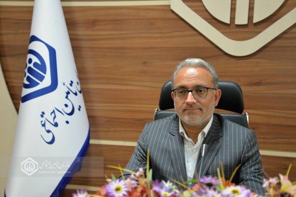 تجلیل مدیرکل تأمین اجتماعی خراسان جنوبی از بازنشستگان و خانواده‌ها