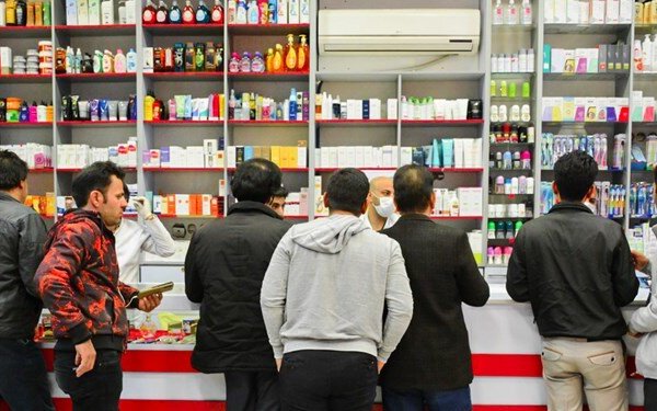 روایت بیماران از بازار دارو؛ درمانی که گران‌تر از توان مردم است