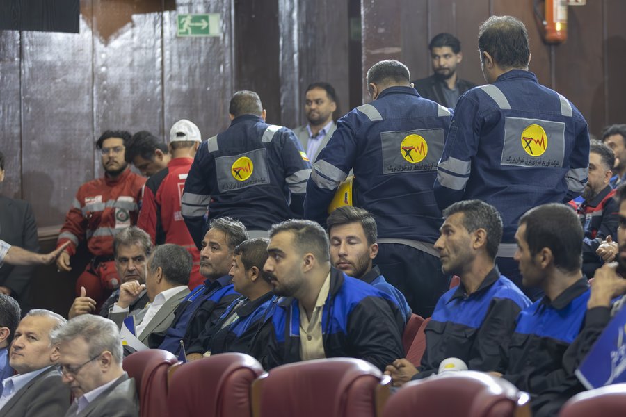 تجلیل از کارگران احمد میدری (20).JPG