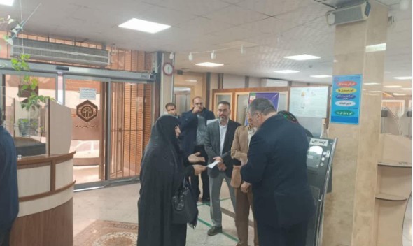 تاکید مدیرکل تامین اجتماعی قم بر ارائه بدون وقفه خدمات بیمه ای به مردم