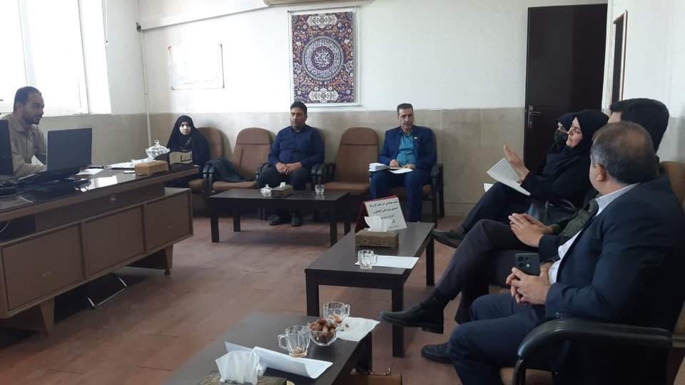 تأکید سه‌جانبه بر اجرای قوانین تأمین‌اجتماعی در مدارس غیردولتی آران‌وبیدگل