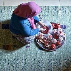 مصائب زنانی که دیده نمی‌شوند