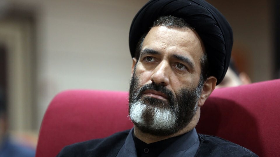 عضو کمیسیون صنایع مجلس: بیمۀ رانندگان حمل‌ونقل اینترنتی حقّ آنان است