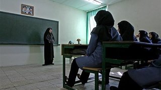 حمایت از ادامه تحصیل دانش‌آموزان متاهل با ایجاد امکان جدید تحصیلی