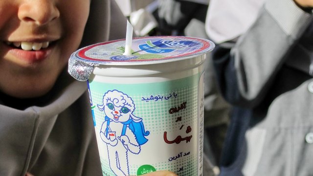 توزیع شیر مدارس تا اوایل آبان در سراسر کشور آغاز می‌شود