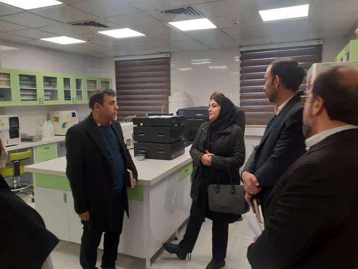 بررسی میدانی کیفیت خدمات درمانی در درمانگاه شهدا خرمدره