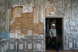 خسارات برجا مانده از جنگ  در کاخ سعدآباد