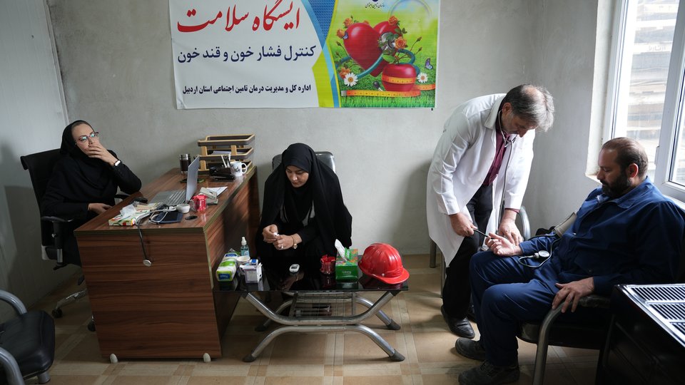 ۲۰۰ کارگر آرتاویل زیر چتر سلامت تأمین‌اجتماعی اردبیل