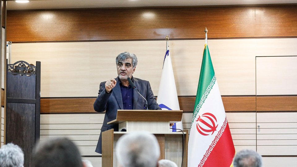 وزیر کار، پیگیر جدی دغدغه های بازنشستگان و کارگران
