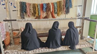 سقوط آرام اقتصاد زنانی که تنها نان‌آور خانه‌اند