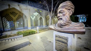 میان درختان و ابیات؛ صائب تبریزی در قلب اصفهان