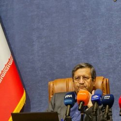 رئیس‌کل بانک مرکزی: کشور از مرز ابرتورم عبور کرد/ تأمین ۱۷.۲ میلیارد دلار ارز برای کالاهای اساسی و دارو