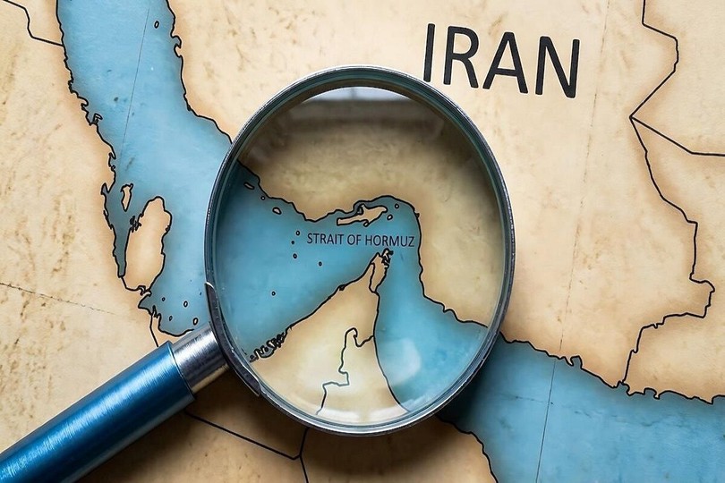 آغاز تدوین نظام‌نامه اخذ خدمات زیست‌محیطی در تنگه هرمز در سازمان حفاظت محیط زیست