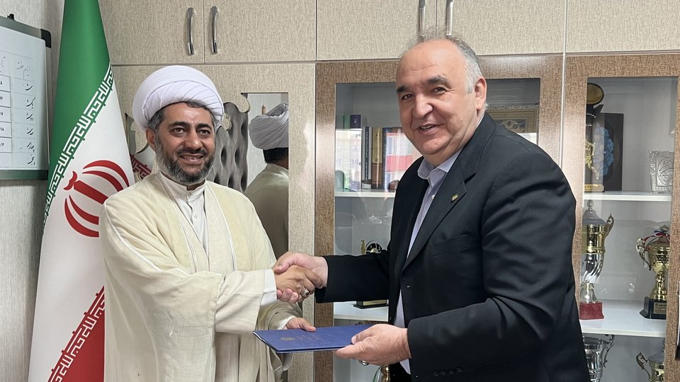 انعقاد تفاهم‌نامه همکاری مدیریت درمان آذربایجان‌شرقی با ستاد اقامه نماز