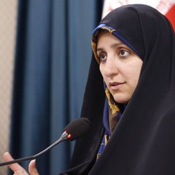 اختصاص اعتبارات قابل توجه به اشتغال زنان؛ امکان دریافت تسهیلات برای زنان آسیب‌دیده