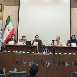 نورافکن قانون به کارگران معدن نمی‌تابد