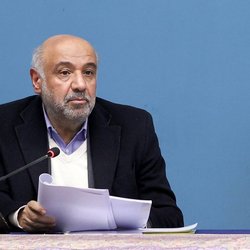 چتر بیمه بر سر رانندگان تاکسی‌های اینترنتی؛ پلتفرم‌ها کارفرما نیستند