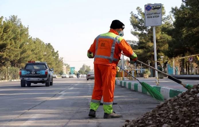کارگران پاکبان شهرداری سنندج سه ماه است حقوق نگرفته اند