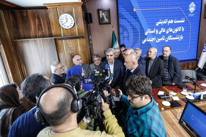 نقش آفرینی شرکای اجتماعی و سران قوا در بازگشت بانک رفاه