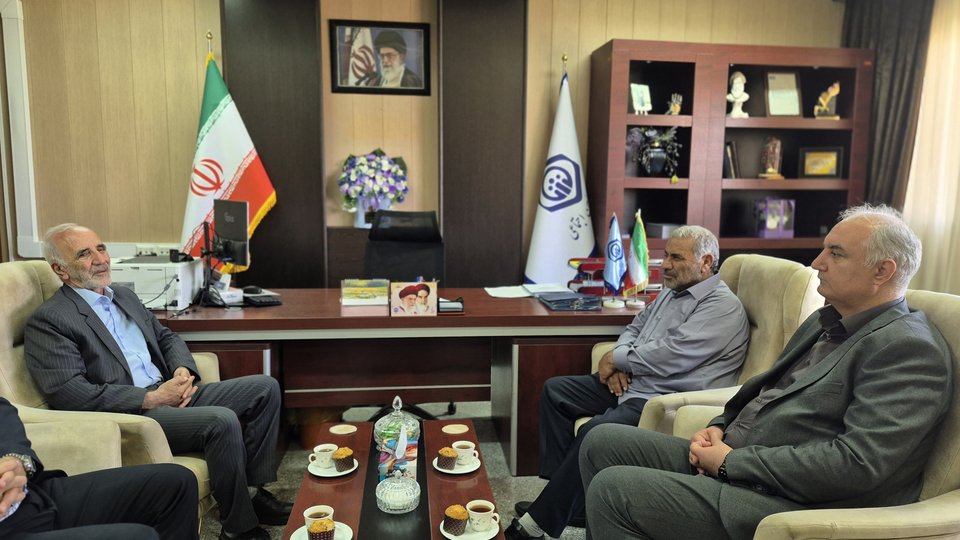 پیگیری مطالبات درمانی بازنشستگان و مستمری بگیران تأمین‌اجتماعی کرمانشاه