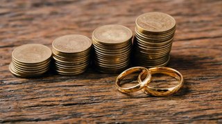 تصویب تعدیل اقساط مهریه بر اساس نوسان قیمت سکه و ارز