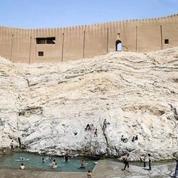 ری هیچ آسیبی ندید؛ از دود پالایشگاه تا چشمه‌علیِ در انتظار احیا