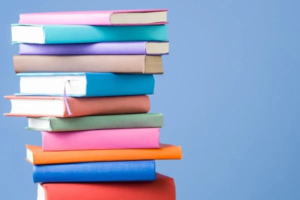 قفسه |  از ادبیات ستیزنده تا جمهوریخواهی در ایران