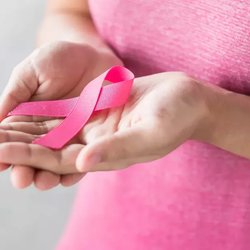 ۱۰ سال زودتر از غرب؛ هشدار ابتلا به سرطان پستان در ایران