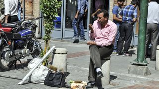 بیمه بیکاری در ایران، پوششی محدود و حمایتی غیرهدفمند