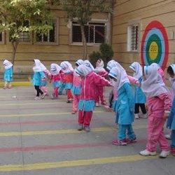 سرانه فضای ورزشی مدارس به یک مترمربع می‌رسد/ کمبود ۹۰۰۰ معلم ورزش