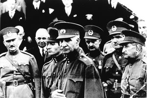 اعتلای ضدتاریخ