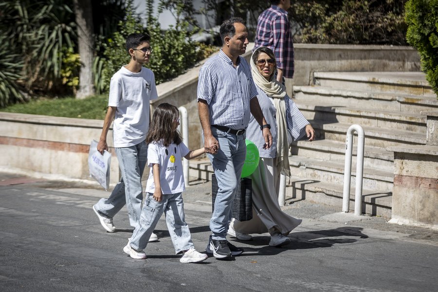 خانواده ها در الکامپ (9).jpg