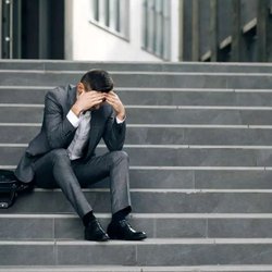گزارش تازه جاب‌ویژن از بازار کار؛ بیکاری نیمی از کارجویان به دلیل جنگ