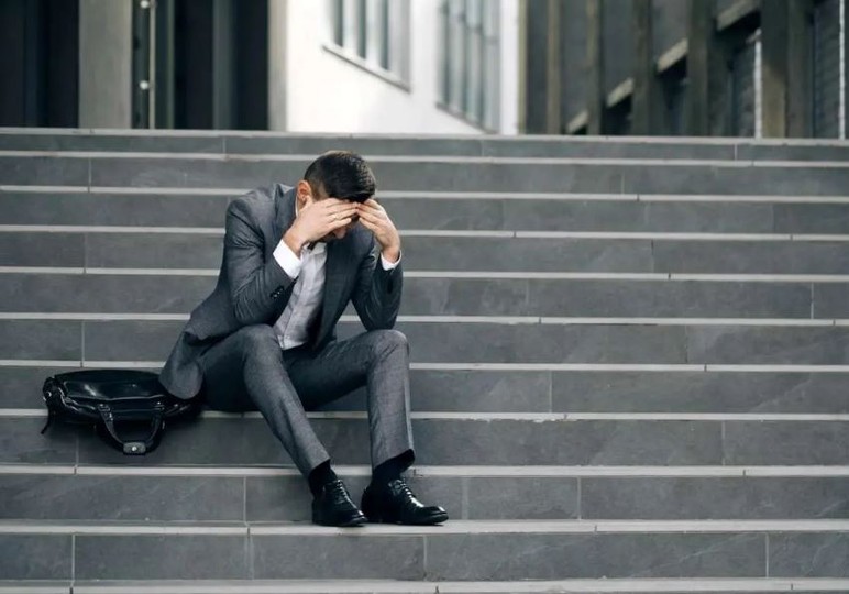 گزارش تازه جاب‌ویژن از بازار کار؛ بیکاری نیمی از کارجویان به دلیل جنگ