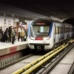 نامه کارگران و بازنشستگان تهرانی به رئیس شورای شهر تهران : مترو و اتوبوس را رایگان نگه دارید