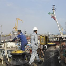 تبعیض در سرانه ورزش؛ صدای کارگران پیمانکاری پالایشگاه آبادان درآمد