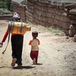 شاخص‌های عدالت اجتماعی در دهه‌ گذشته؛ چرا کیک بزرگ‌ترِ اقتصاد سفره‌ها را کوچک‌تر کرد؟