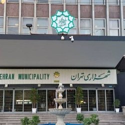 جمع‌آوری گل‌فروشان اطراف بهشت زهرا؛ امکان ثبت گزارش سد معبر به سامانه «پلیس من»