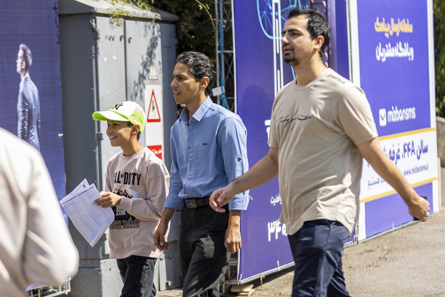 جوانان در الکامپ (10).jpg